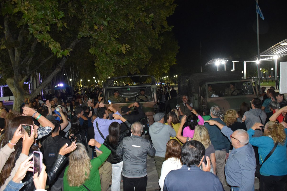 221 Radio 103.1 tweet media