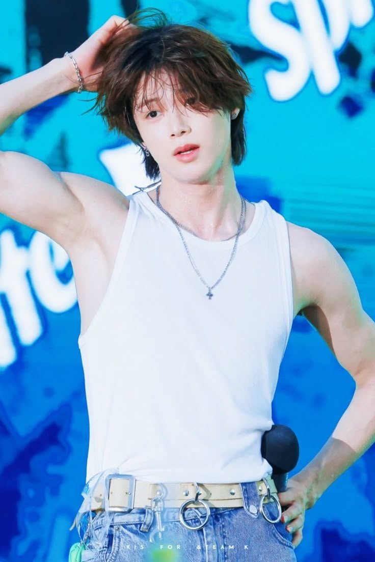 Dunque K sarà Nagi in #BlueLock... il mio personaggio preferito interpretato da un bonazzo simile... GOD HELP ME!!! ❤️❤️😍😍