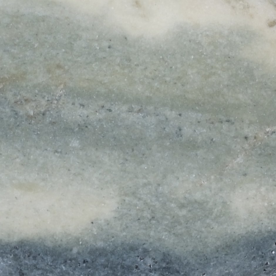 石の人 tweet media