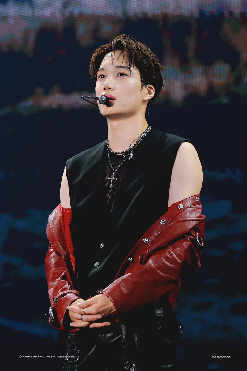 KAI_HEART_114's tweet image. 260411 EXO PLANET #6 – EXhOrizon in SEOUL 
#KAI #종인 #카이 #엑소카이