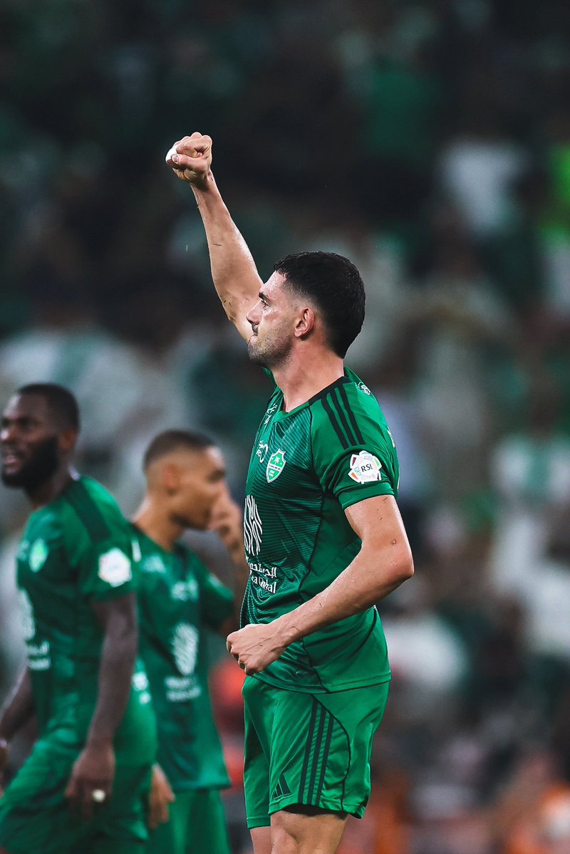 عبدالله أحمد tweet media