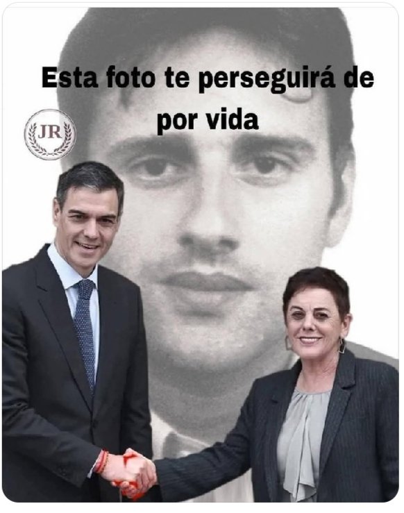 Elcon581's tweet photo. @Aixinetas @Oviedocityy @CndidoLoza62906 Te refieres a los dictadores de la derecha y al de la izquierda, una asesina, uno con el culo dado de sí y el de la izquierda es el que si no sale lo que digan los de la derecha lo cambia para que se haga lo que le dicen y falta Puigdemon. https://t.co/GfrFDlTqdC