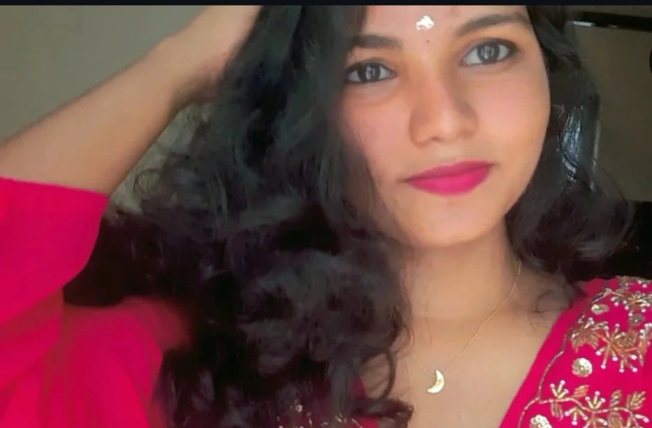 saranya 🩷 tweet media