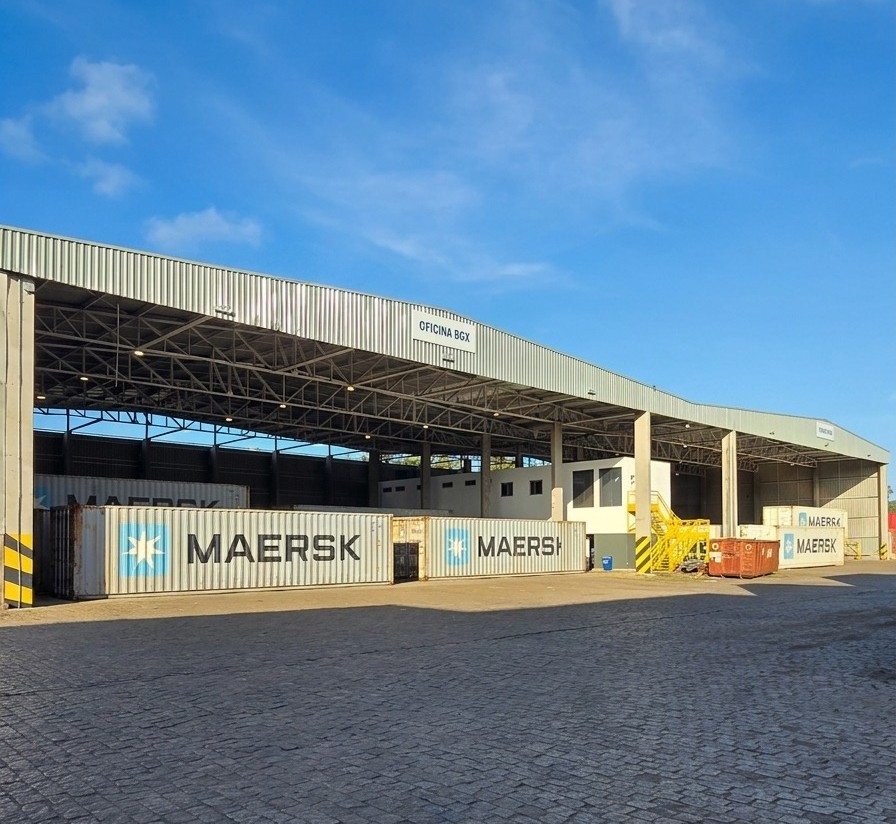 Maersk tweet media