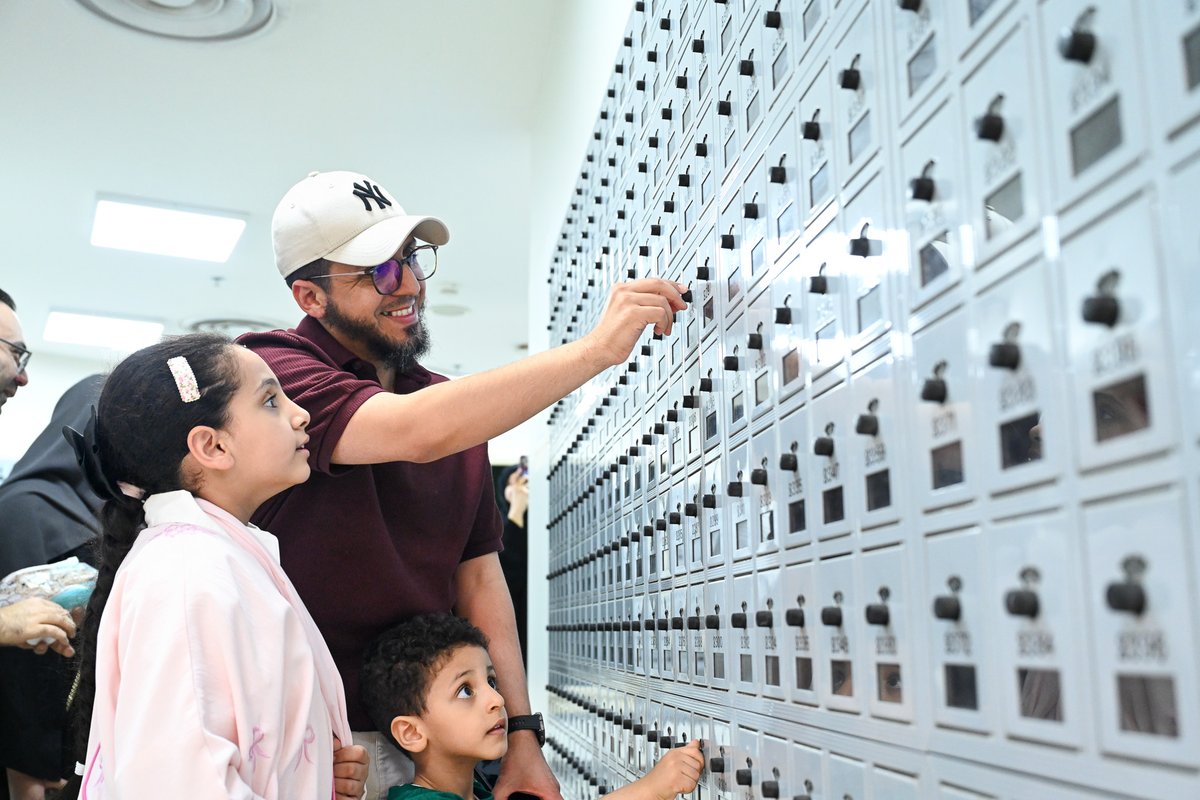 KFUPM's tweet image. زيارة غمرتها الذكريات 🎓✨

استقبلت #جامعة_الملك_فهد_للبترول_والمعادن مجموعة من خريجيها في أجواء أعادت لهم حنين الماضي وأجمل محطات مسيرتهم الجامعية.

#KFUPM