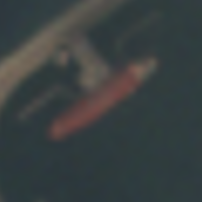 TankerTrackers's tweet image. Her AIS signals make you believe that RICH STARRY (9773301) is laden with refined products from the UAE but she is actually a serial AIS spoofer and a designated sanctions violator with a history of transporting Iranian refined products.

#OOTT #IranWar #Tankers
