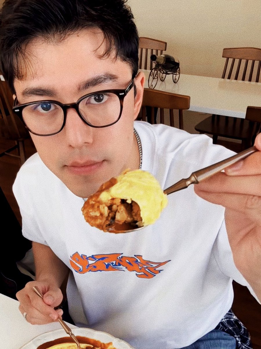 norsoryorlor tweet media