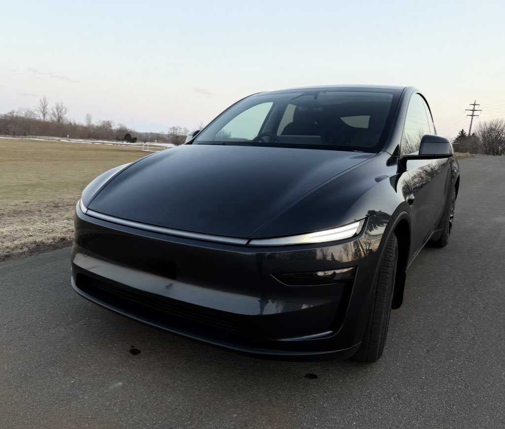 yousei_anzukun's tweet image. 妻に「北海道でテスラ、大丈夫？」って言われ続けて3年。

今では「次もテスラにしたい」って言い出しました😇

一度も「やっぱりやめれば良かった」って言われたことないです笑

3年間、一度も後悔してません。
#テスラ #Tesla #北海道 #EV