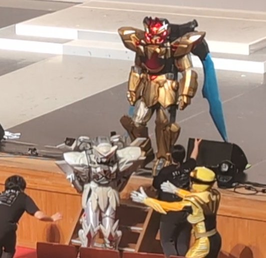 ゴルゴ tweet media