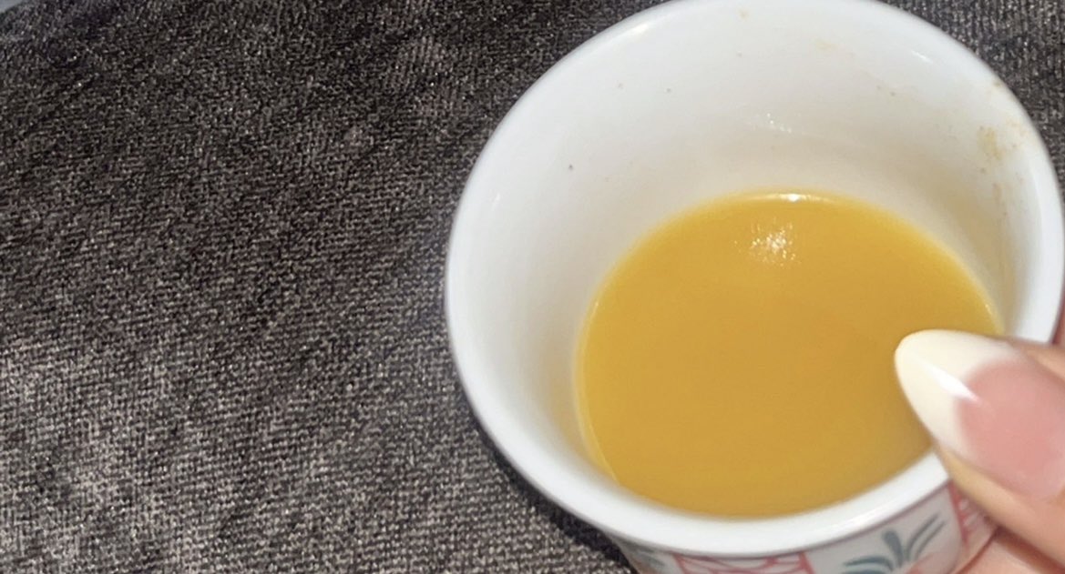 عـنق tweet media