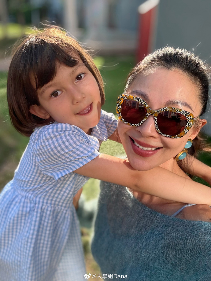 D7oomy2010 tweet media