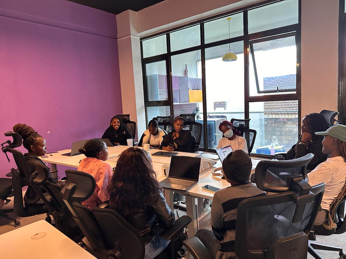 ledgerlady tweet media