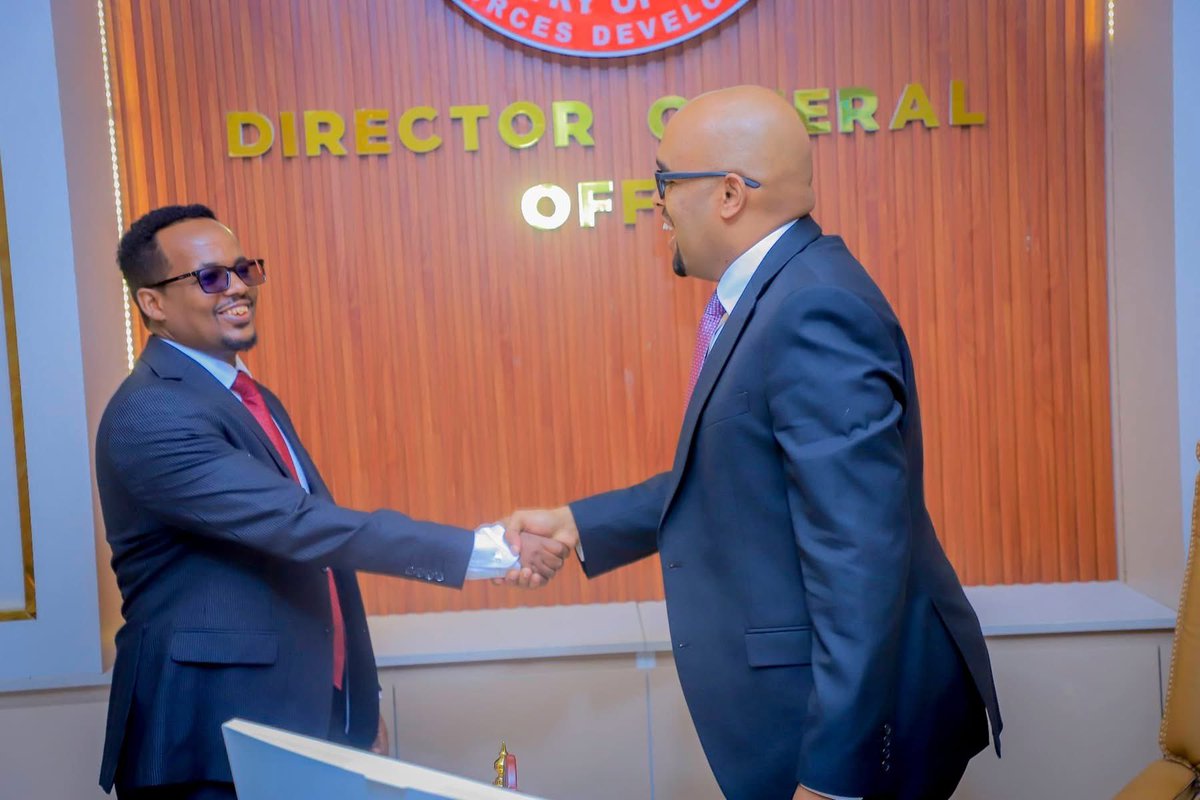 SheikhAdam1's tweet photo. Honored to be appointed as DG, Ministry of Communications & Technology. Grateful to H.E. the President the Republic of Somaliland @Abdirahmanirro for his trust.

Today, I handed over my role at the Ministry of Water. I sincerely thank all staff of the Ministry of Water and our partners, including the World Bank, @MASHAVisrael @EynatShlein & @UNICEF for their strong support and contributions to the water sector.

#Somaliland #Leadership