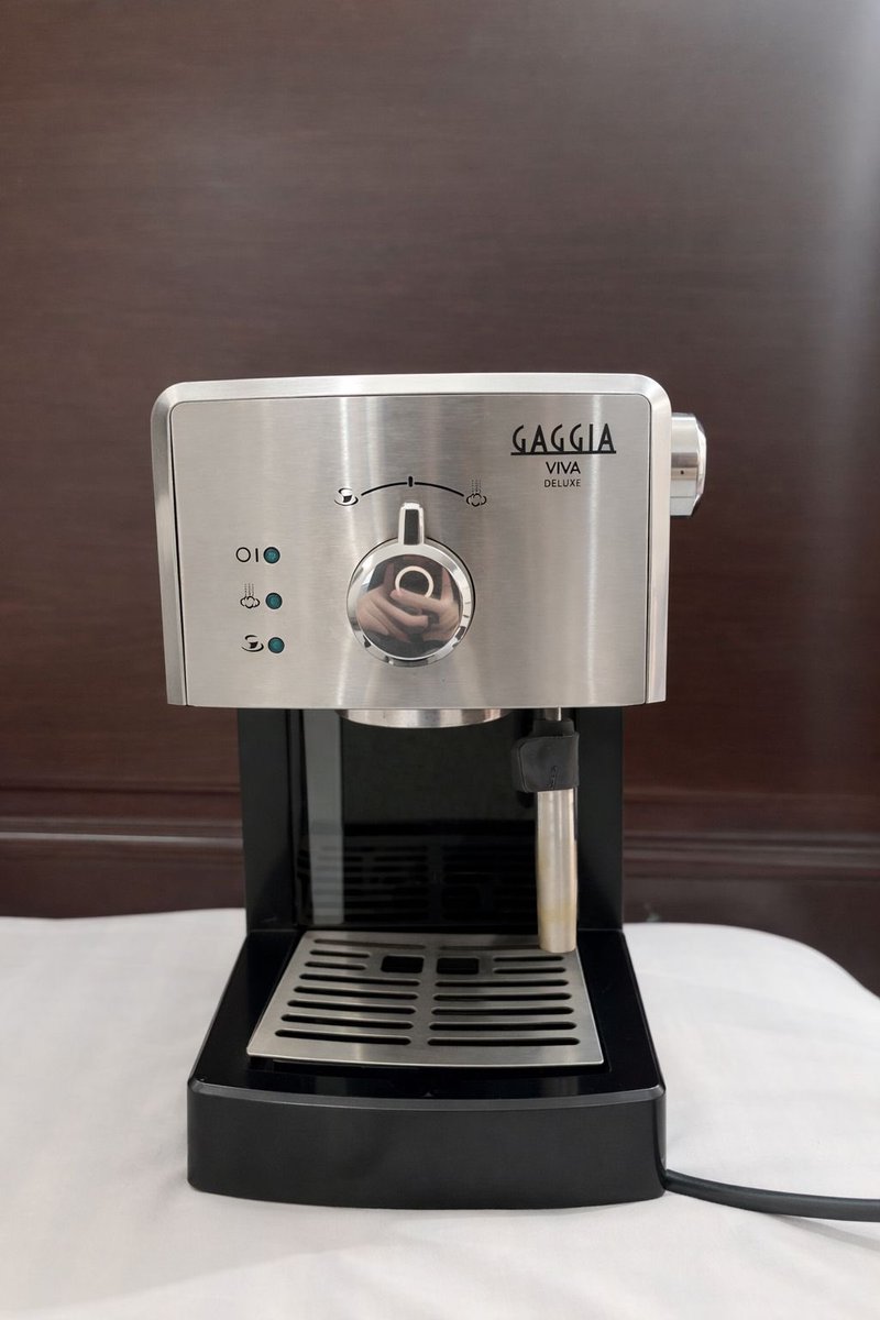 Rachminr1's tweet image. WTS Gaggia Viva Deluxe
Beli Nov 2024, pemakaian sangat minim (±10x aja)
Kondisi masih mulus &amp;amp; fully functional
Harga: 1.9jt

Serious buyer only yaa ☕️

#wts #kopi #mesinkopi