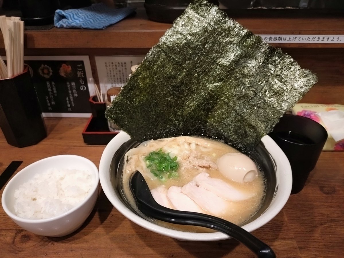 よっち tweet media