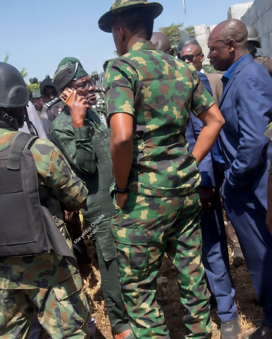 IkeGod_'s tweet photo. The main opposition ADC, by standing their grounds yesterday in Abuja, I hope millions of Nigerians at home and in the Diaspora can now see that the Bola Tinubu led APC regime is criminally overrated.

I live in rural America. A town of over 4000 people, mostly 'hilly billies.' One thing I love about the average American is their fearlessness to vehemently resist oppressors. 

I was in an intellectual conversational intercourse with some 'hilly billy' buddies last week, and I asked, "If some terrorists or bandits invaded this town in the dead of the night and shooting sporadically, what would you guys do?"

They laughed, "hahahahahah! We are bringing out our machines to do the needful! It's gonna be wild wild west here, my friend!"

I want the average Nigerian to quit these cries of boohoo wawa whenever these rogue and cowardly APC politicians come for them. Fight back with your honor, wealth, and even blood.

In his eternal words, one of America's founding fathers, Benjamin Franklin, opined: "Rebellion to tyrants is obedience to God Almighty."

Lt. AM Yerima proved this self-evident truth in November 2025, when he stood his ground against the chronic alcoholic @GovWike.

The Senator David Mark-led ADC again proved this self-evident truth yesterday in Abuja by standing its ground against Wike and the Bola Tinubu led APC regime.

Dear Nigerians, Stand Your Ground At All Times!