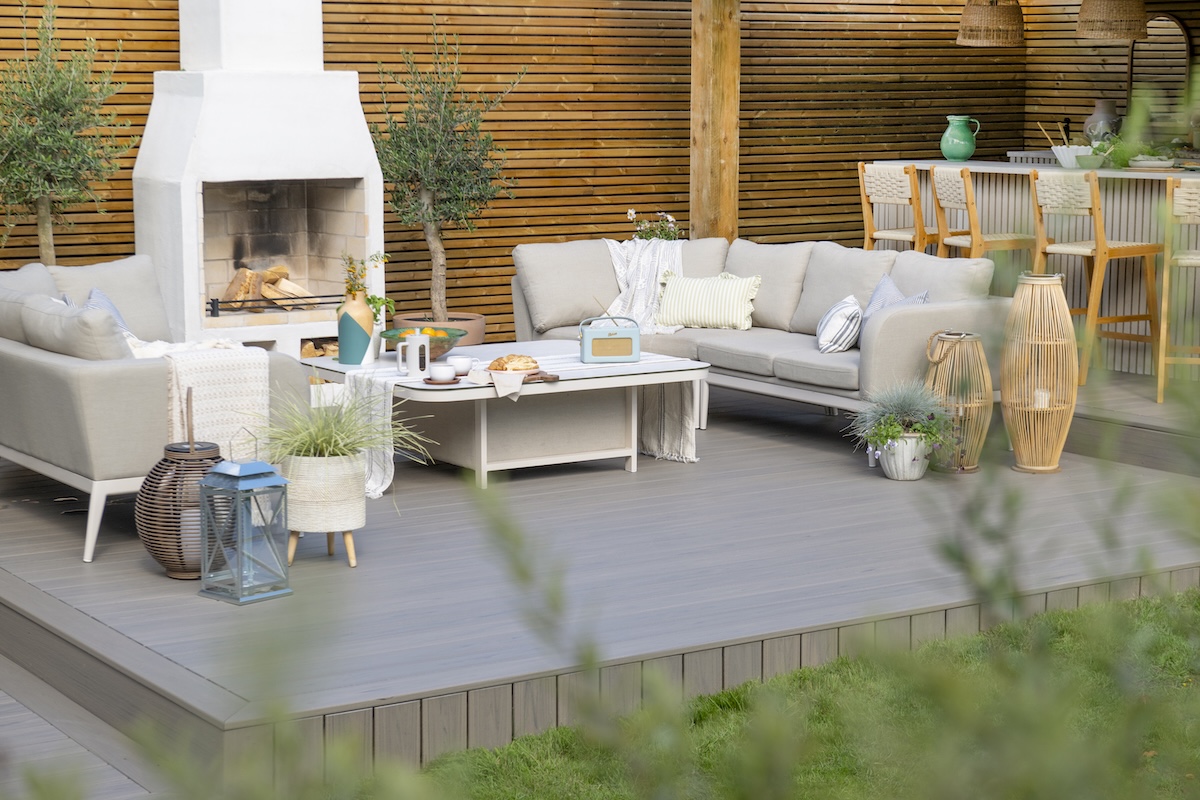DustinMPeyser's tweet image. Is Your Wood Deck Ready for an Upgrade? 3 Signs, 1 Smart Solution  dlvr.it/TS22TY 👉 Reveal Your ROI bit.ly/MyHomeAI 👈 #HomeImprovement #Decking #OutdoorLiving #DIY #SustainableLiving