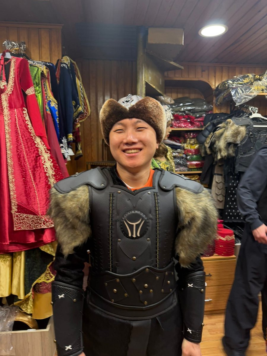 KaPoHo1's tweet image. Maetamong facebook update on 14042026

#위너 #WINNER #이승훈 #HOONY 
#LEESEUNGHOON #후니즈 #아루
@official_hoony_
@yg_winnercity 

facebook.com/share/p/1At79H…