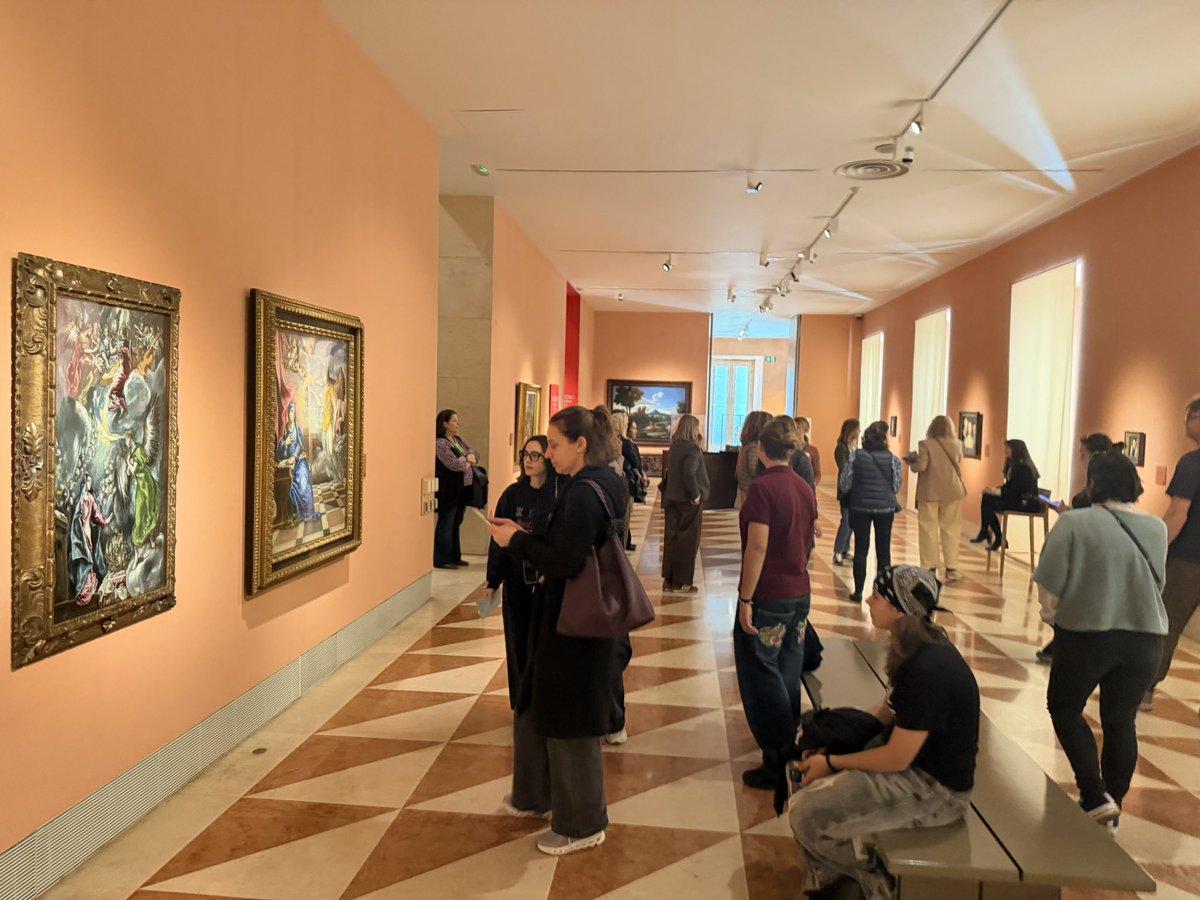 jpiedrahita's tweet image. Hoy estamos con la innovadora #marca cervecera @cervezasambar conociendo su nueva #cerveza triple 0 probiótica, en el @MuseoThyssen en Madrid.