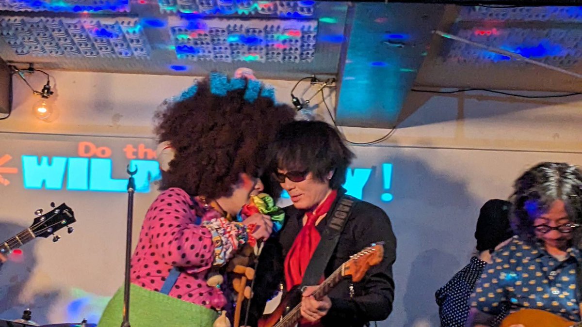 カモン・パンチ【公式】 tweet media