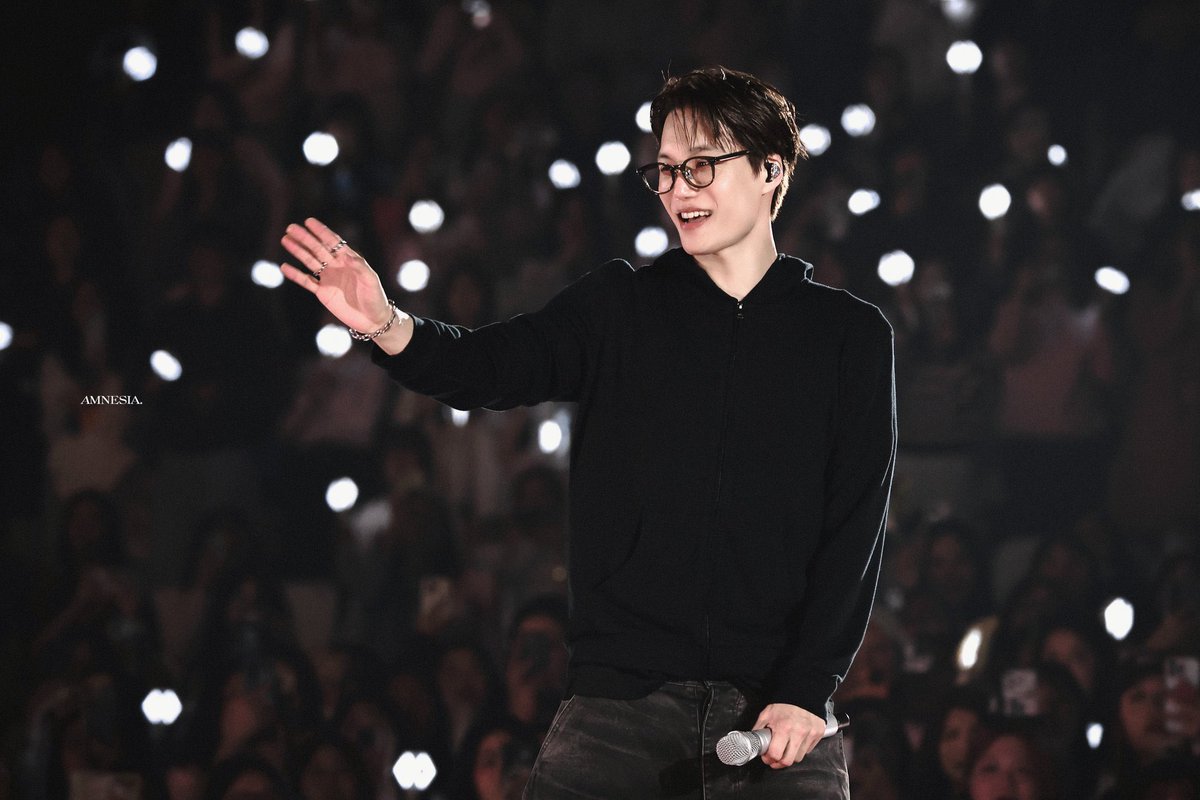 Jongin Pics ♡ tweet media