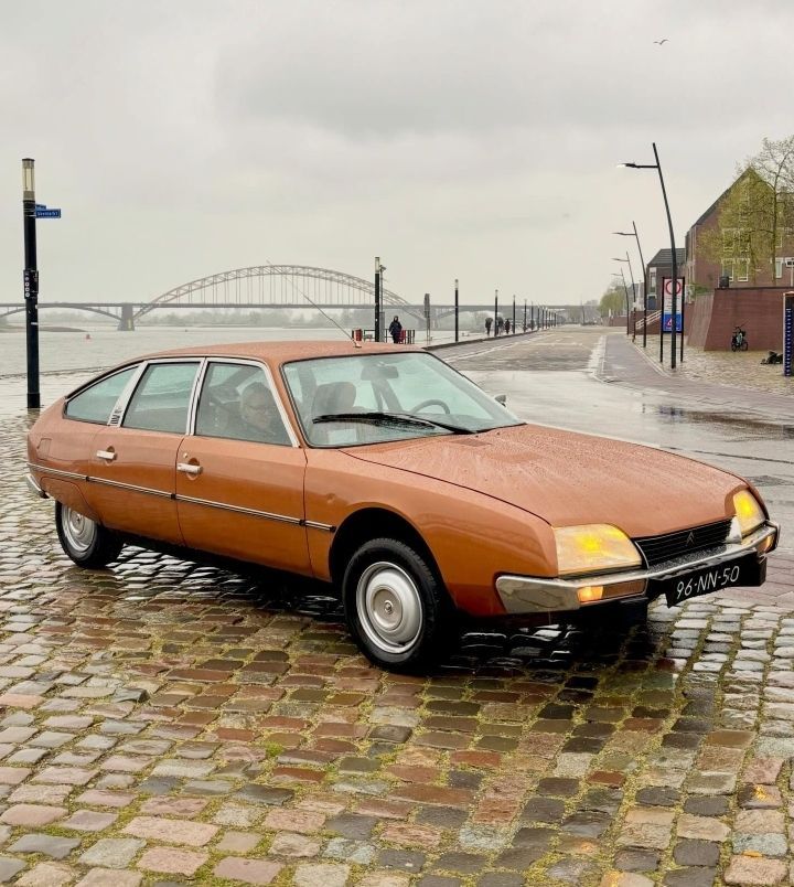 Retromania4ever's tweet image. 🟦⬜🟥 1976 #Citroën CX 2200 Super