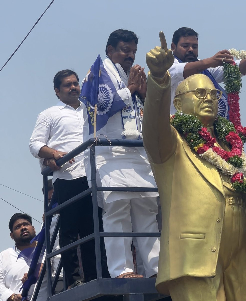 HanmanthKolan's tweet image. Participated in many welfare programs on the Occasion of Dr. BR Ambedkar Jayanti…
#jaibhim #ambedkar #constitution #congress #inc