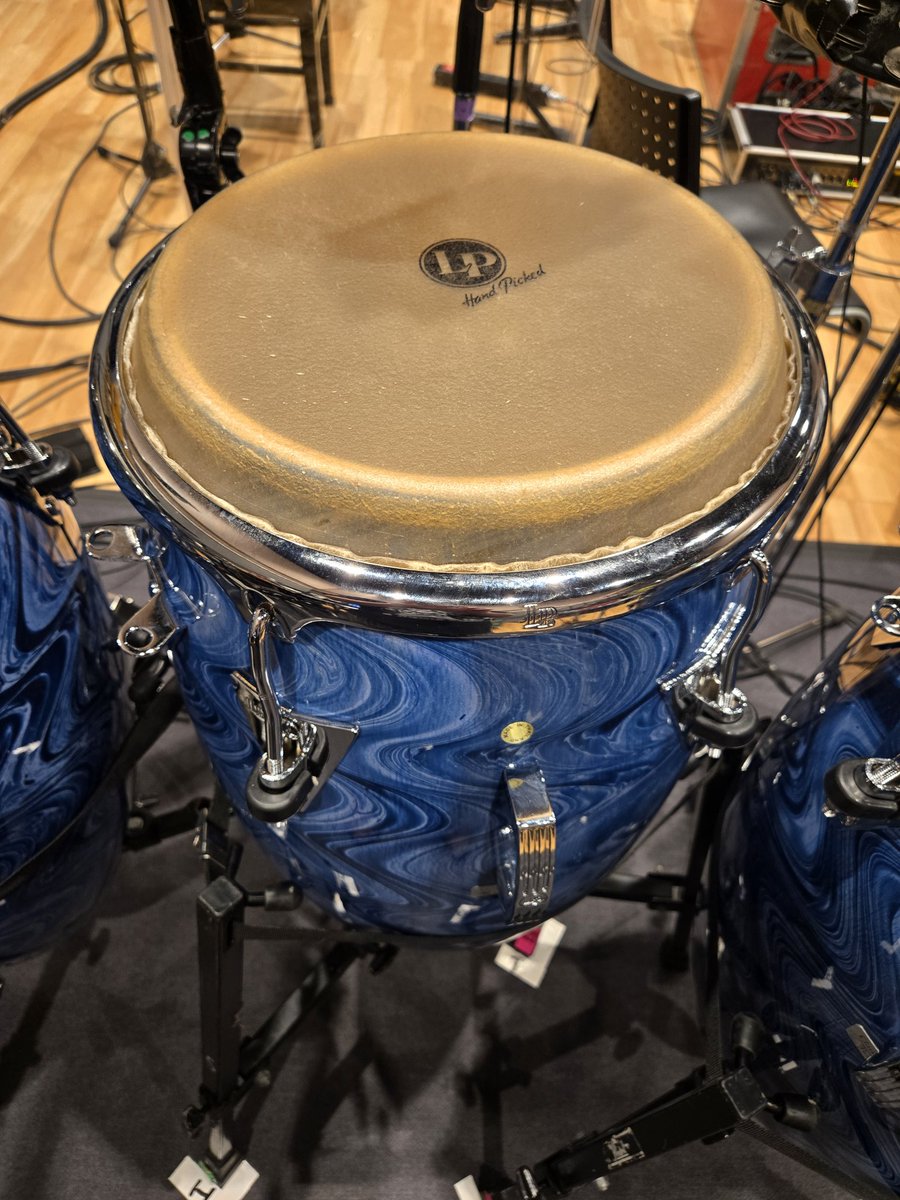 YasushiMohri's tweet photo. リハーサルで、めちゃくちゃ体力を使った。
しょうがない、このメンバーと音出せるなら、全力でやりたくなるんだから。
で、やりきったので帰宅して
お酒を楽しんでるわけだが、
なぜ、餃子には白胡椒なのか。。
普段ちょっとしか使わないこの白胡椒。
どうして無限にかけたくなるのか。。。 https://t.co/pcSmR6vbmd