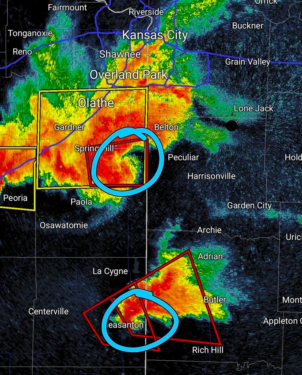 2 tornadoes on the ground at the same time in a 0% risk area. This is just south of Kansas City. This is what happens when the cap breaks/erodes unexpectedly in an otherwise dangerous environment. 
Really mind boggling to see.
<a href="/SunWeatherMan/">SpaceWeatherNews</a>