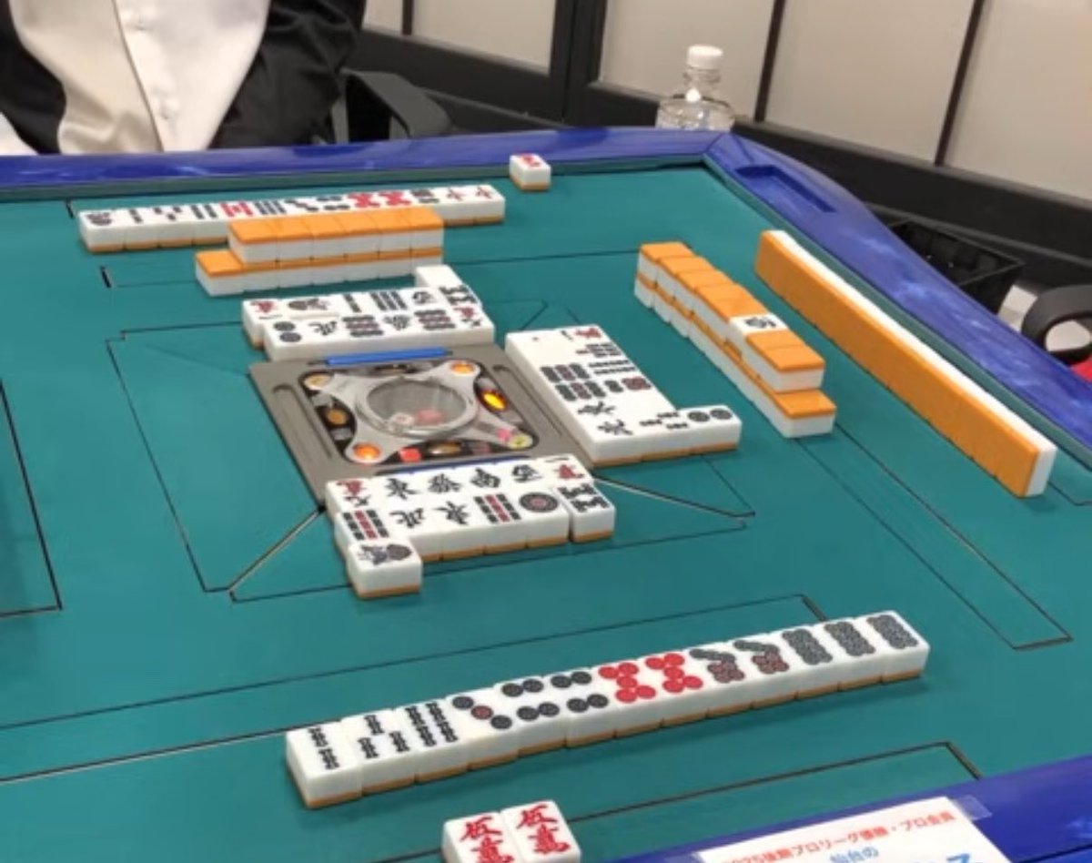 mony_open_Labo's tweet photo. 【オープンリーチ研究会】

東北のオープンリーチ研究会は、配信の場面などを切り抜いて持ち寄り、

「この開けは素晴らしい」
「これはかなり開けられそう」
「半々かなあ」

などの検討を、やったりやらなかったりする組織なのである🌷👓🐈

#ザンもに
#開け研 https://t.co/Usi7TLe1Iw