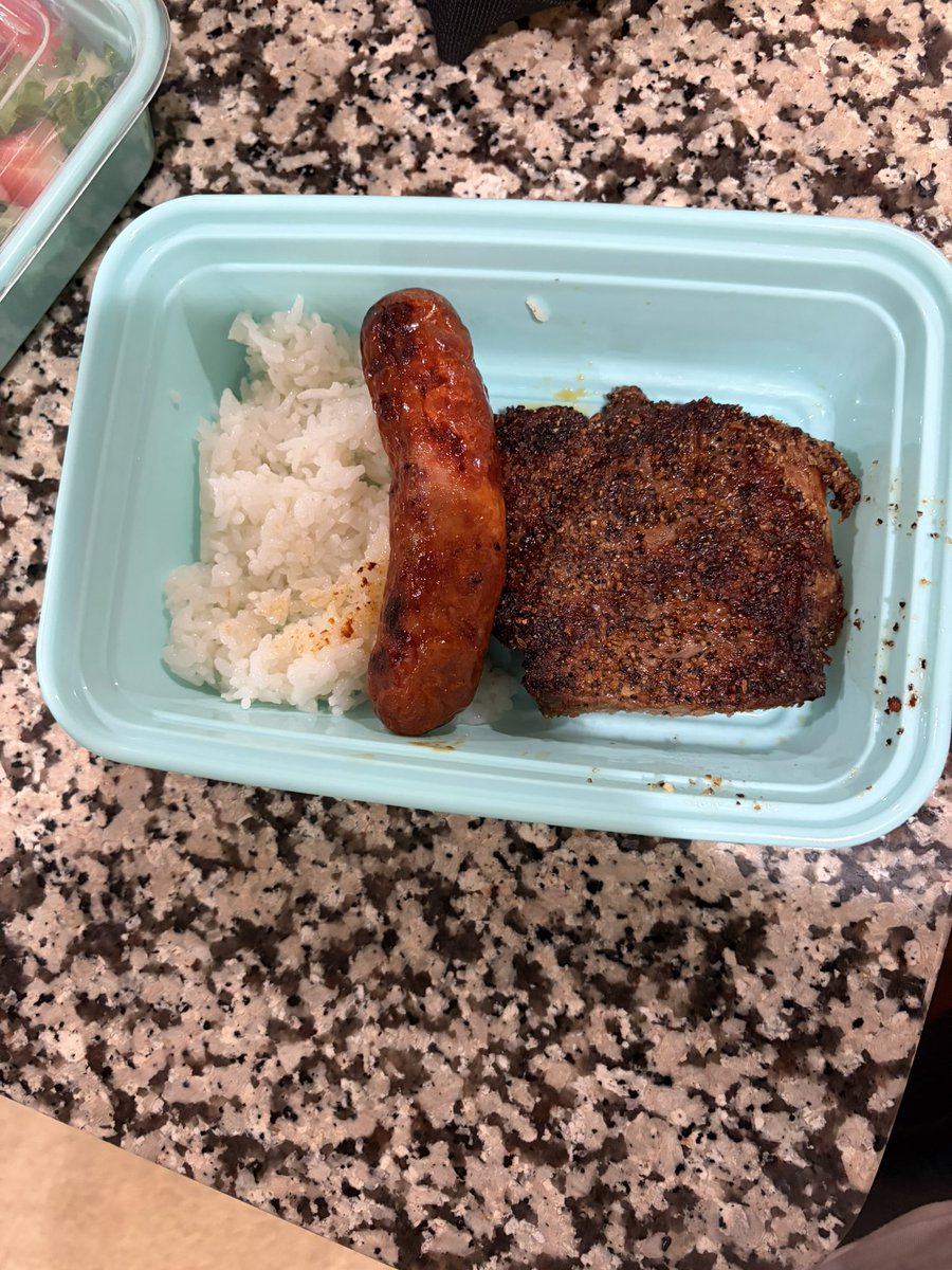 orcidbones's tweet photo. breakfast and lunch 🤓 (4/14/26) https://t.co/gYYqywIv3U