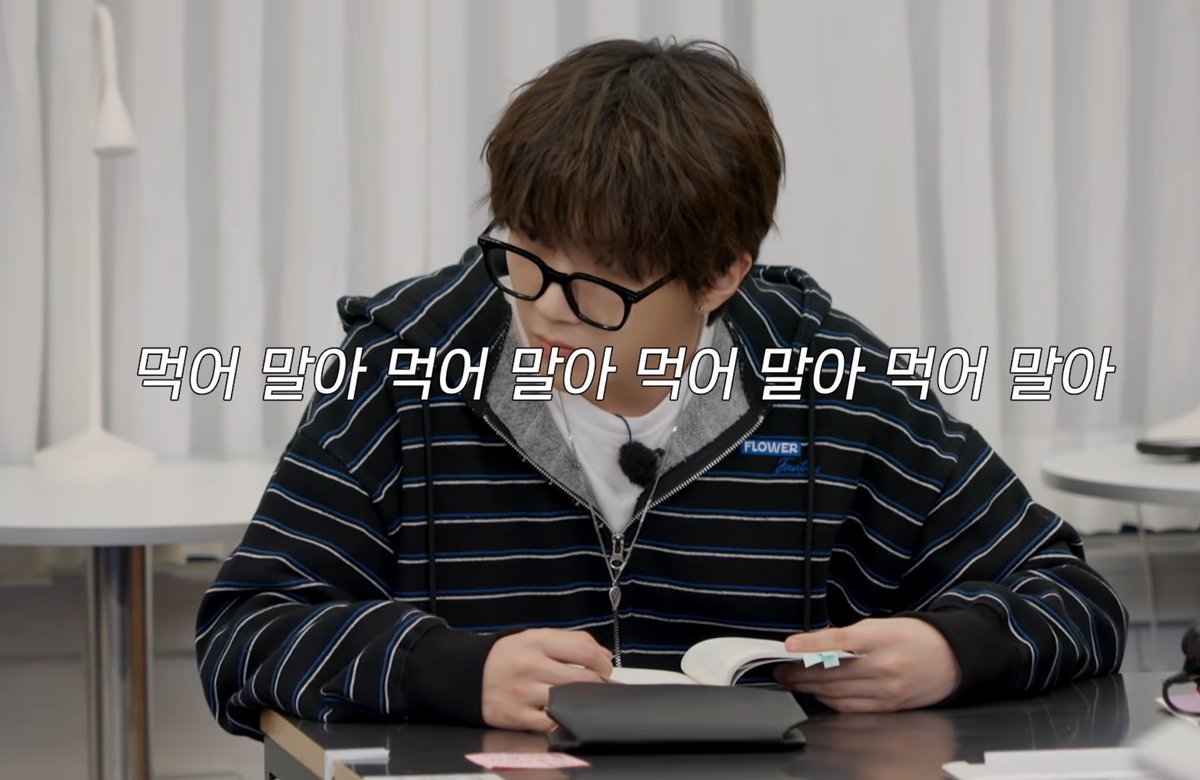 요즘하루하루가이거두개의무한반복임