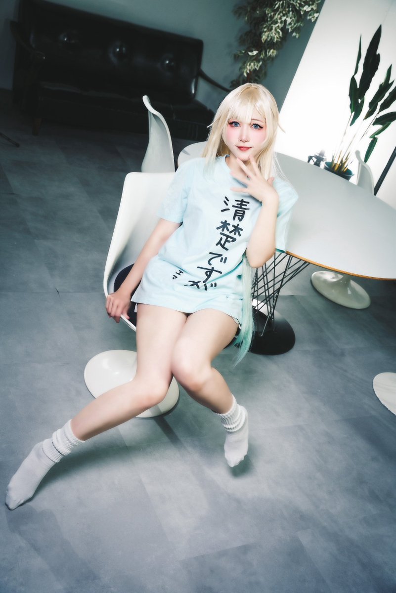 あかり tweet media