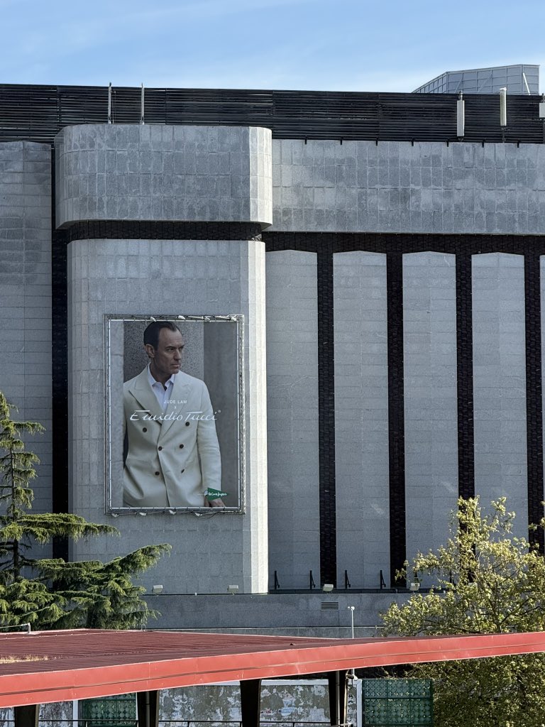 Nieves Abarca 🦇 tweet media