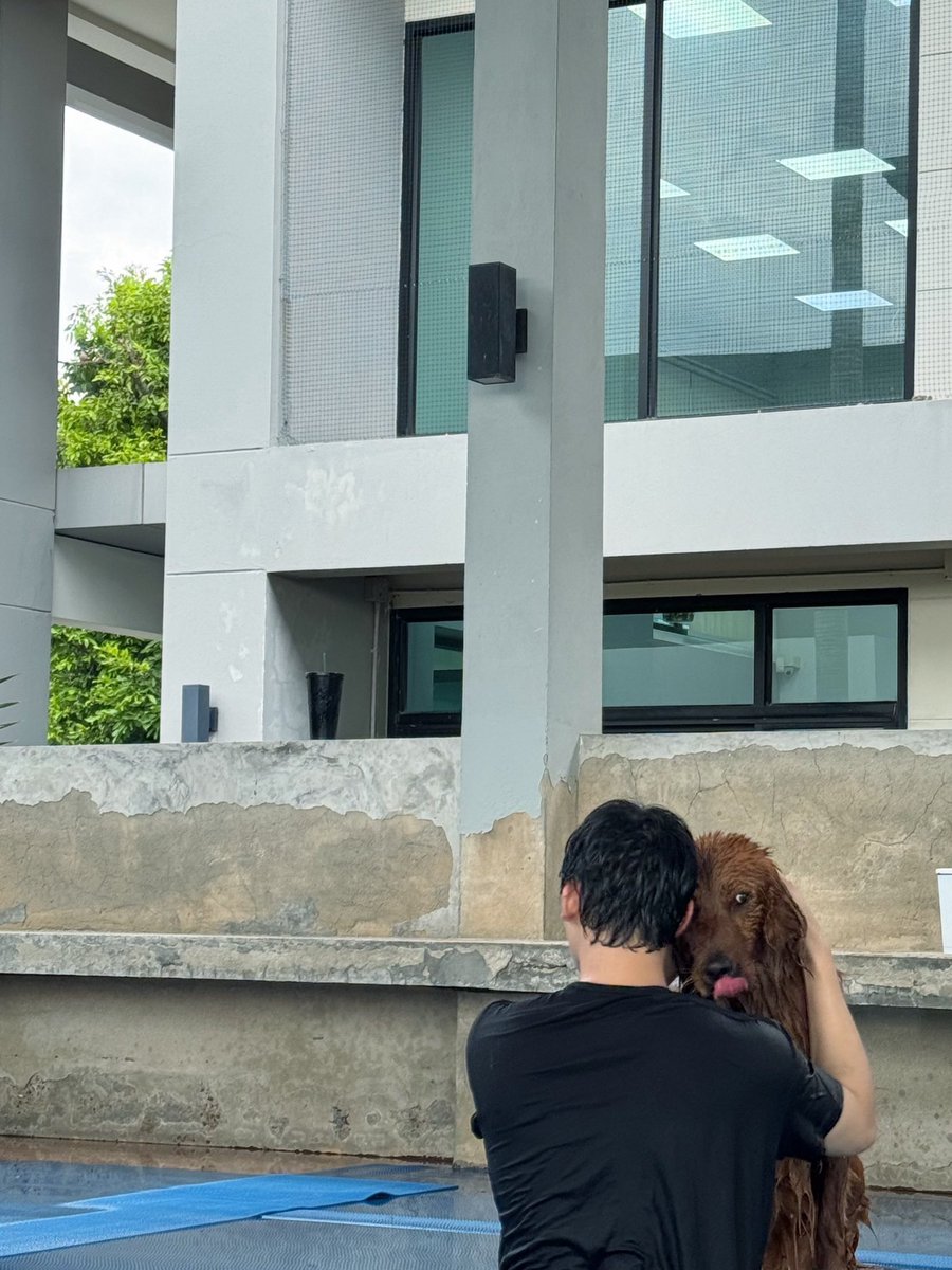 ohmthitiwat's tweet image. happy songkran day,, 🦭💦