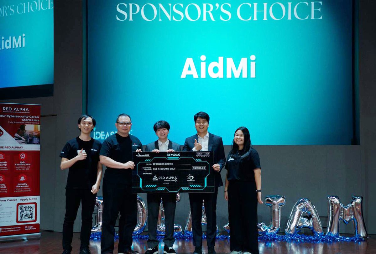 NTUsg's tweet image. From dorm room to boardroom: What does it take to build a Silicon Valley #startup as a student? #NTUsg @NanyangBizSch undergrad Alen Tao is building AidMi, an AI-powered medtech platform designed to improve patient care between appointments. What started as an idea has grown into