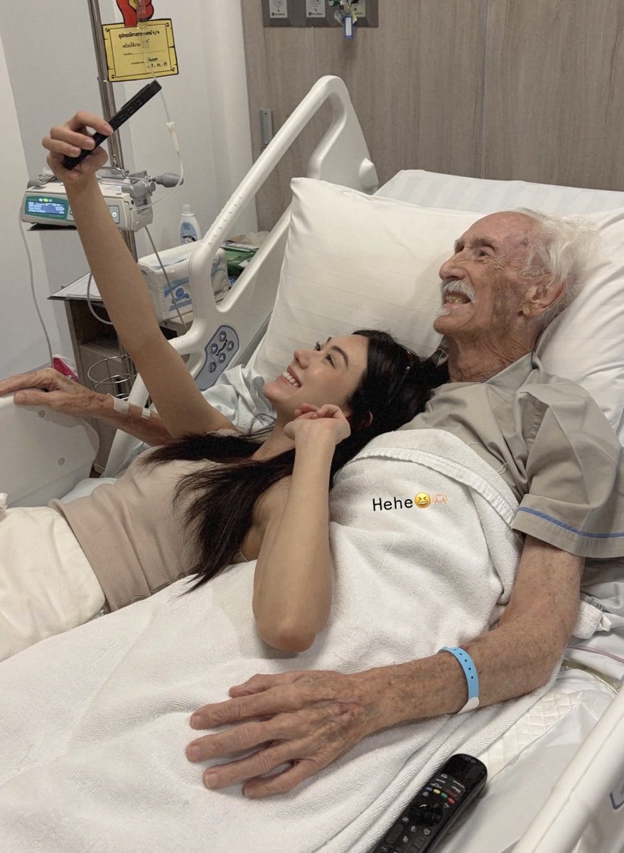 LLO38🌈 tweet media