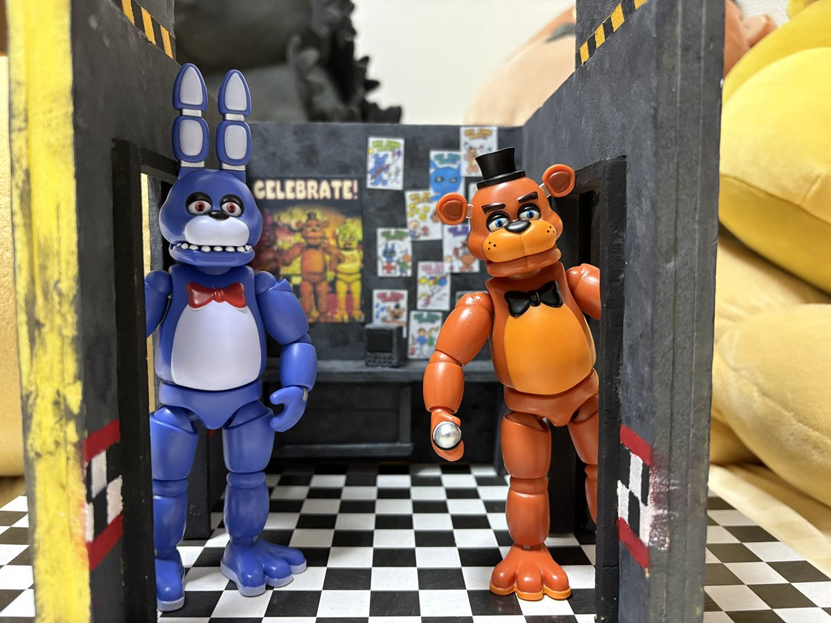 god1954113 tweet media