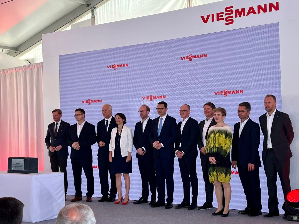 Żółta kaczuszka tweet media