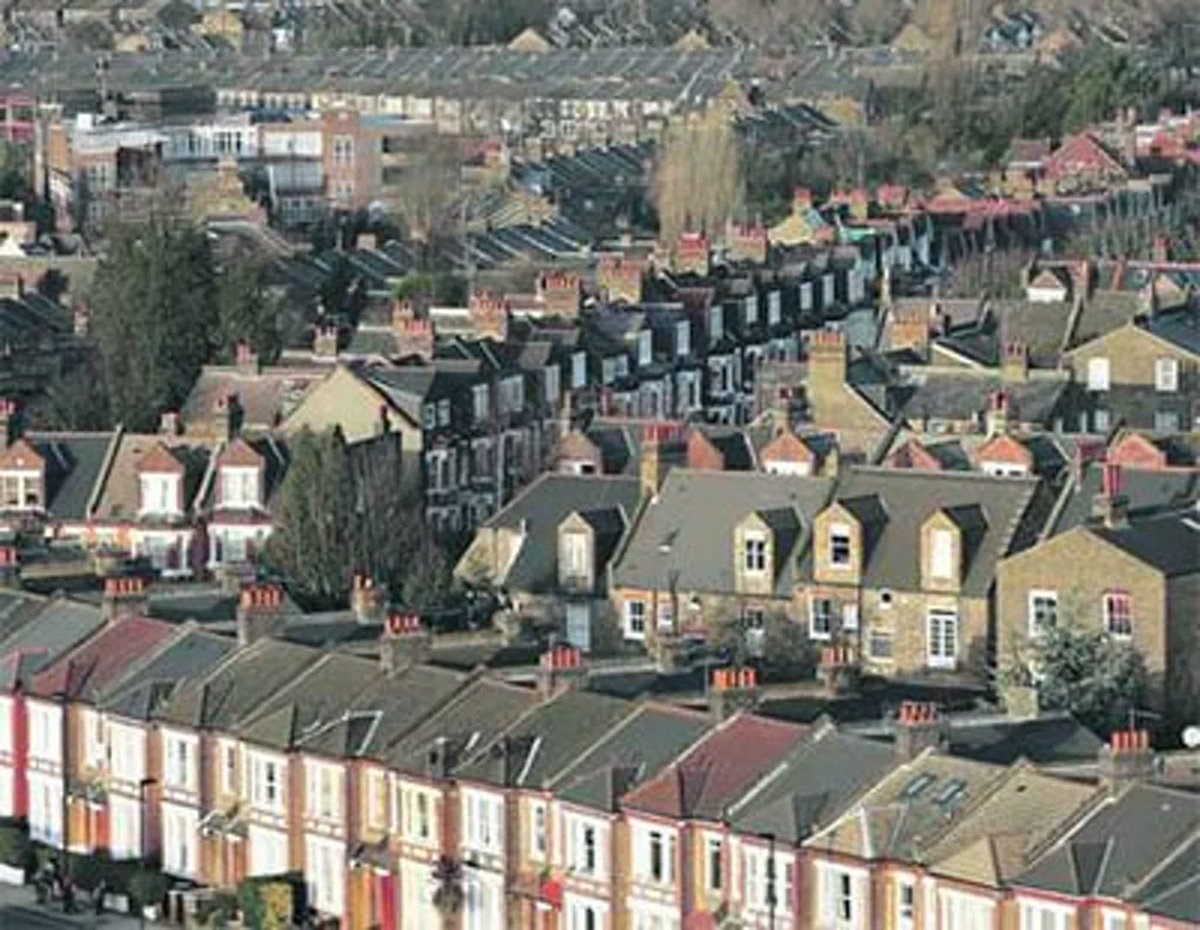 _PCommercial's tweet image. 'Landlord Today' News, brought to you by PROTECT Commercial Insurance &amp;gt;&amp;gt;

Three new buy to let hotspots identified by lettings expert - Landlord Today 

bit.ly/4tJgT34

#LandlordInsurance #UKBrokers #FinancialAdvice