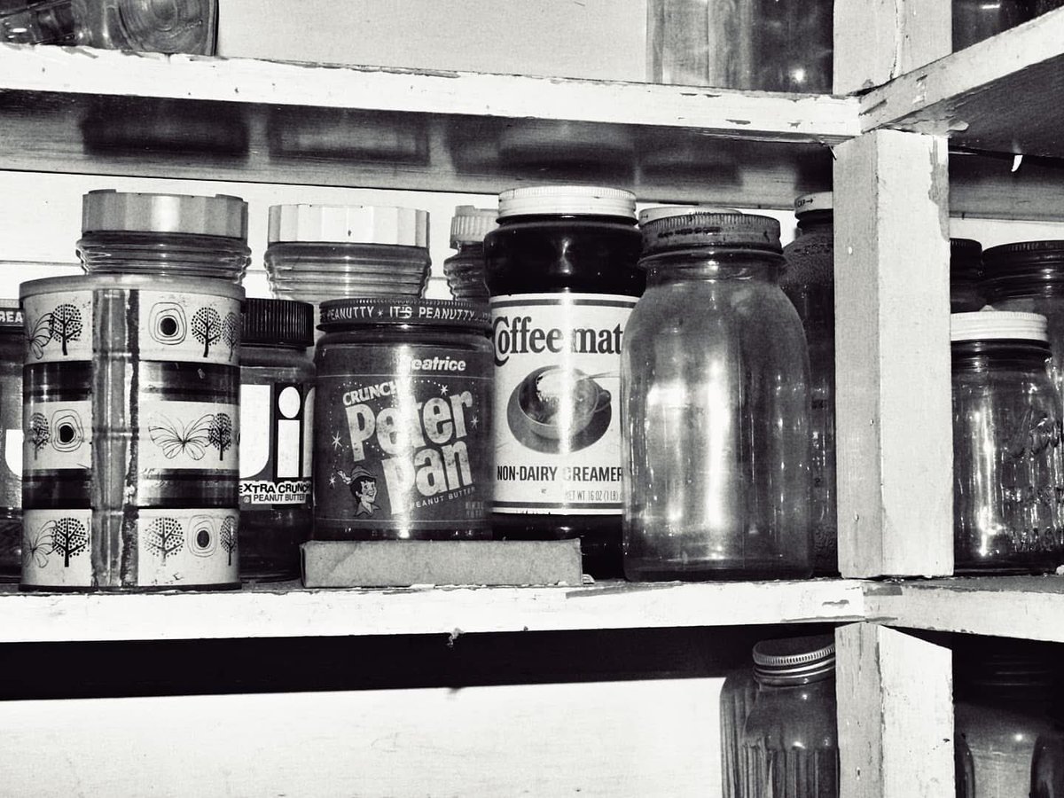 mcguire_marline's tweet image. Tuesday 14 April

Today’s Daily Picture Theme is ‘Kitchen'

RT or reply with your own photo

Tomorrow’s theme will be ‘Looking at you'

#DailyPictureTheme

#kitchen pantry in a long abandoned house