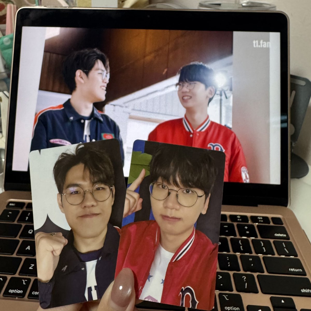 moonjjjunnie's tweet image. im fine 🙂