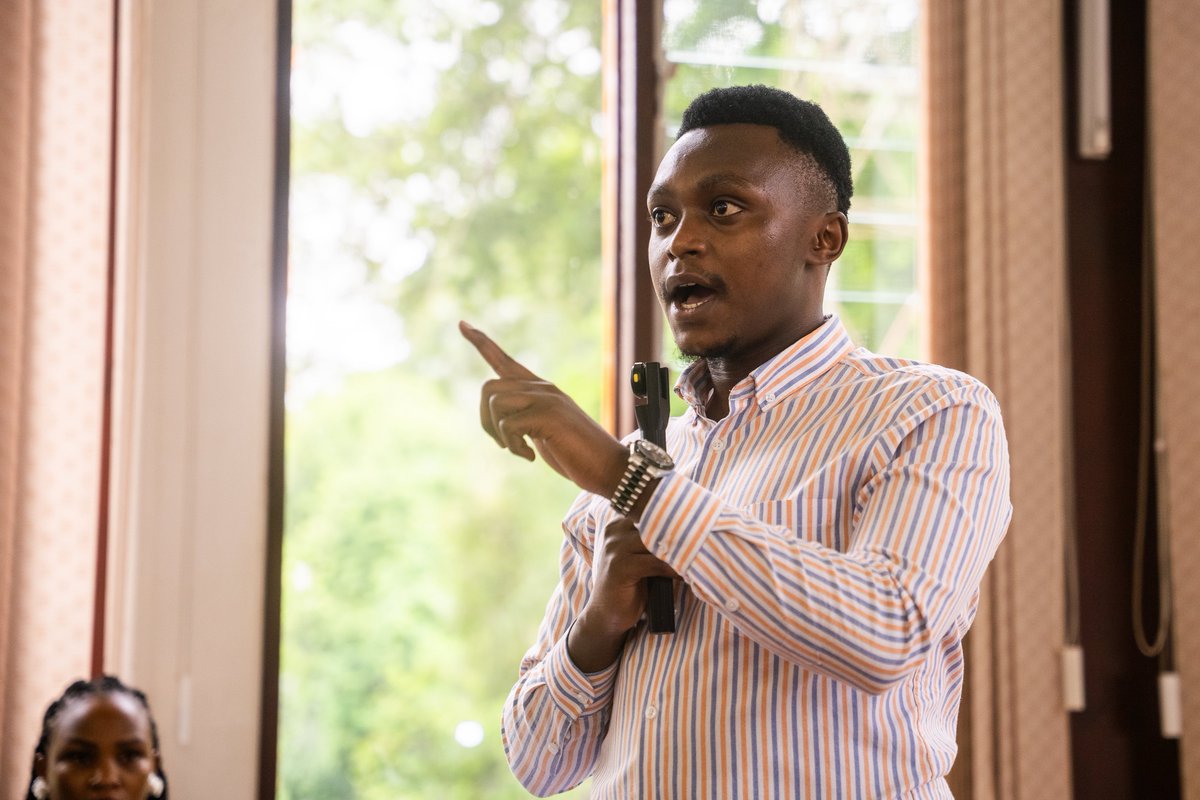 YouLead Africa tweet media