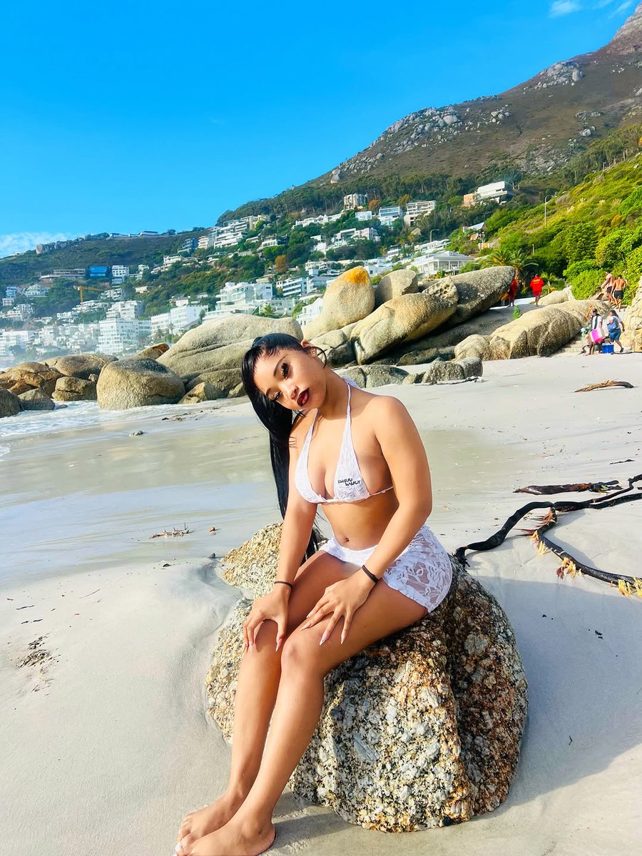 _lionpaballo_za's tweet photo. Imagine you and I on a beach, what would you do?

#Southafricanonlyfans #sababes #ebony #ebonytits #sawhore #paypal #femdom #mistress #bigass #thickass #juicyass #anal https://t.co/wEON4qwuXh