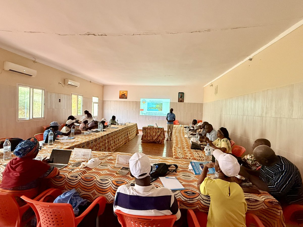 ONU_Droits_BRAO's tweet photo. Capacity building for governors and regional administrators on child rights in Gabu 🇬🇼: Day 2 is all about action!
On the agenda: monitoring mechanisms in tourism and real-life simulations to strengthen institutional responsiveness to violations.
#ChildrensRights #PAPEV #AICS https://t.co/3XjPDb7khm