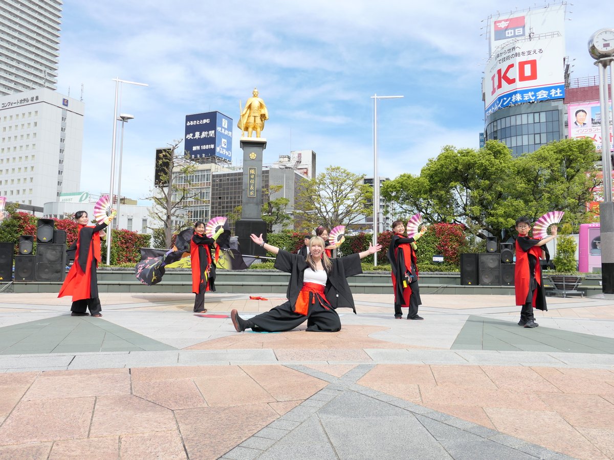 black_yosakoi's tweet image. 道三まつり協賛イベント【MAHA-G　DANCE MUSIC】

【ちゃわん娘】②

#道三まつり
#よさこい
#MAHA-G
#ちゃわん娘