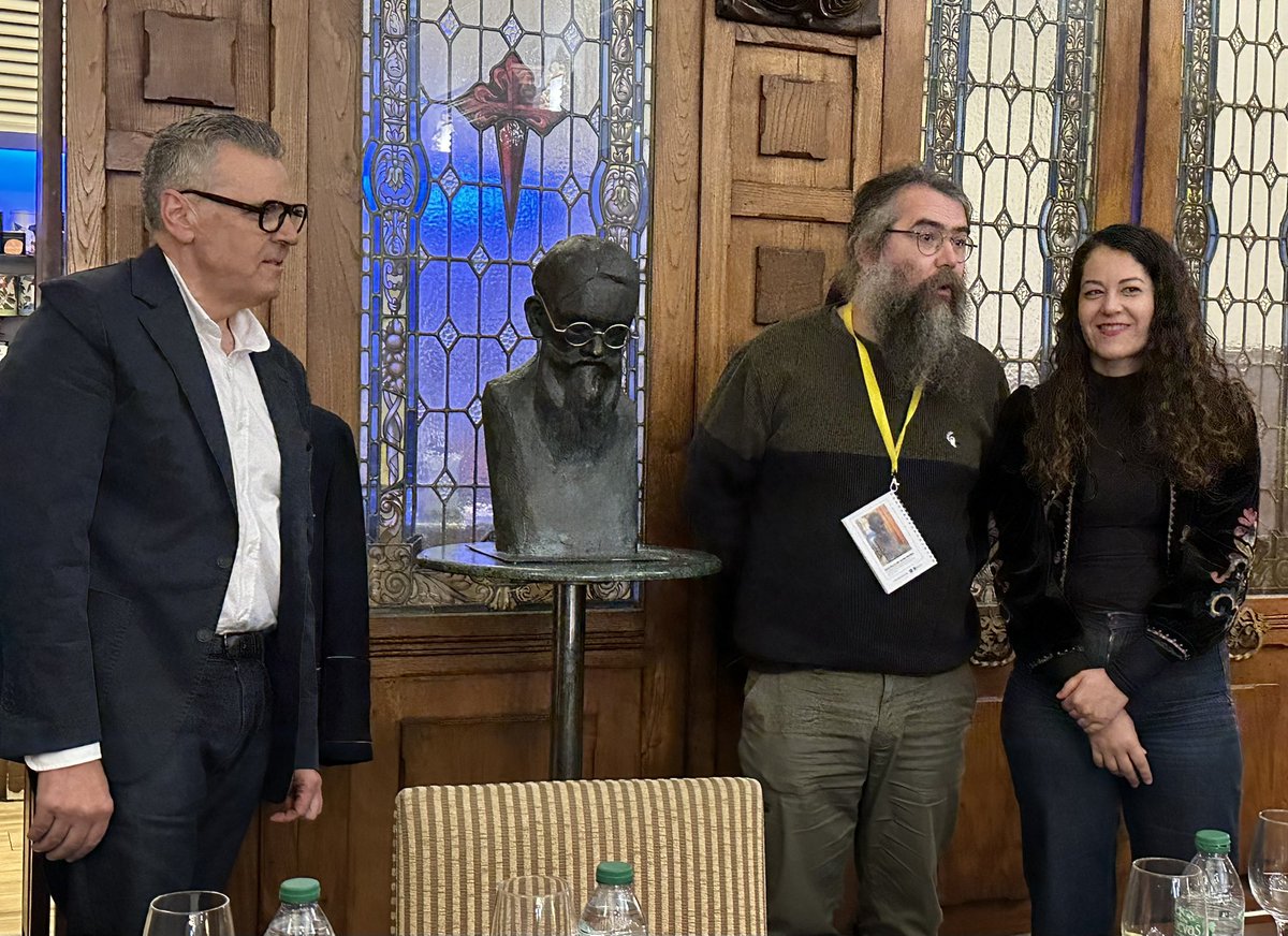 Concello de Santiago tweet media