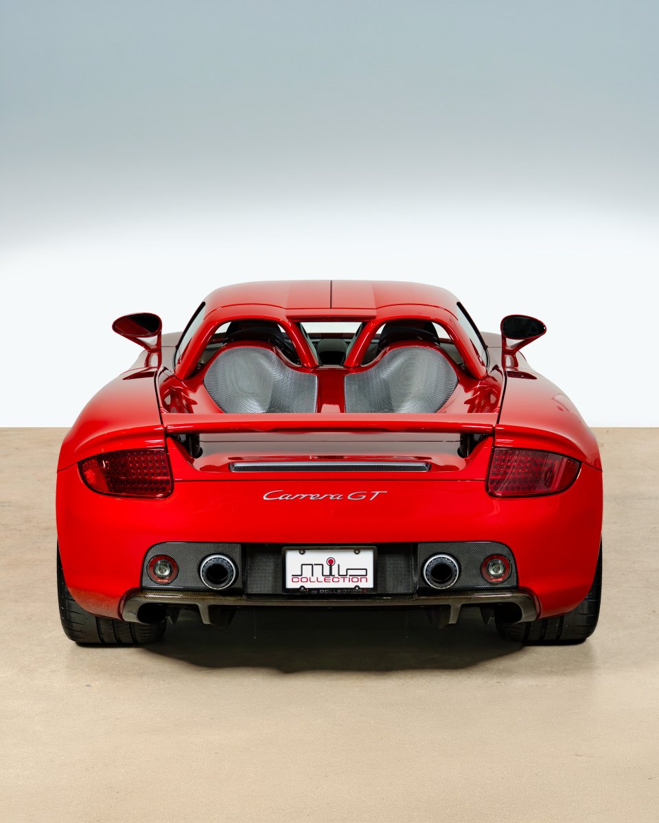 duPontREGISTRY's tweet image. 2004 Porsche Carrera GT | Now available

Finished in Guards Red over a black and grey interior, this example is one of just 42 produced in this striking specification. With only 4,000 miles from new, it remains remarkably original, complete with a clean history, full service, and