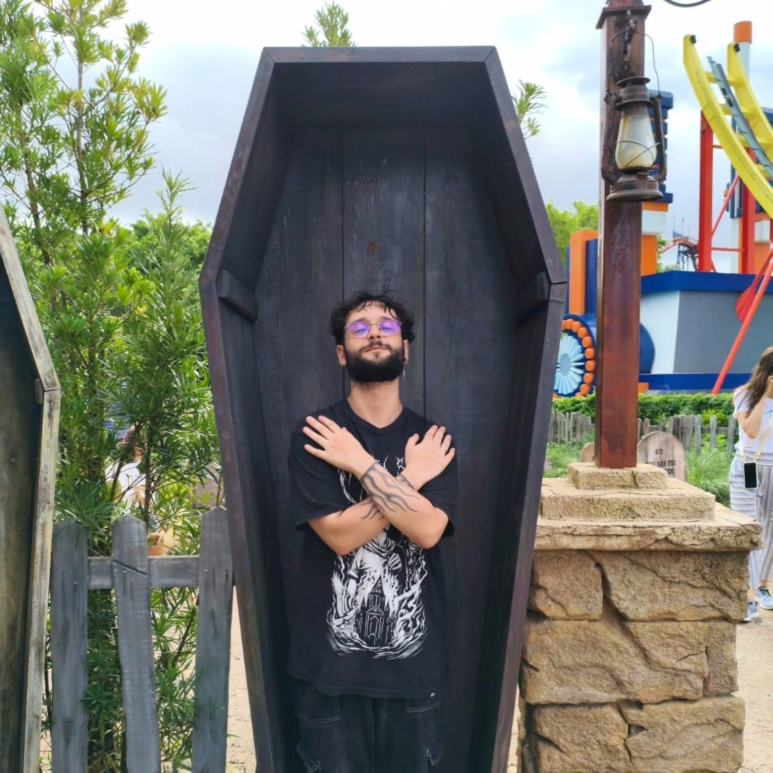 a caminho do aeroporto, me sentindo exatamente dessa forma

enfrentei vários medos nessa viagem, porém não perdi nenhum deles