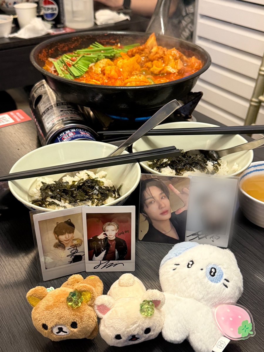 로로⏦ tweet media